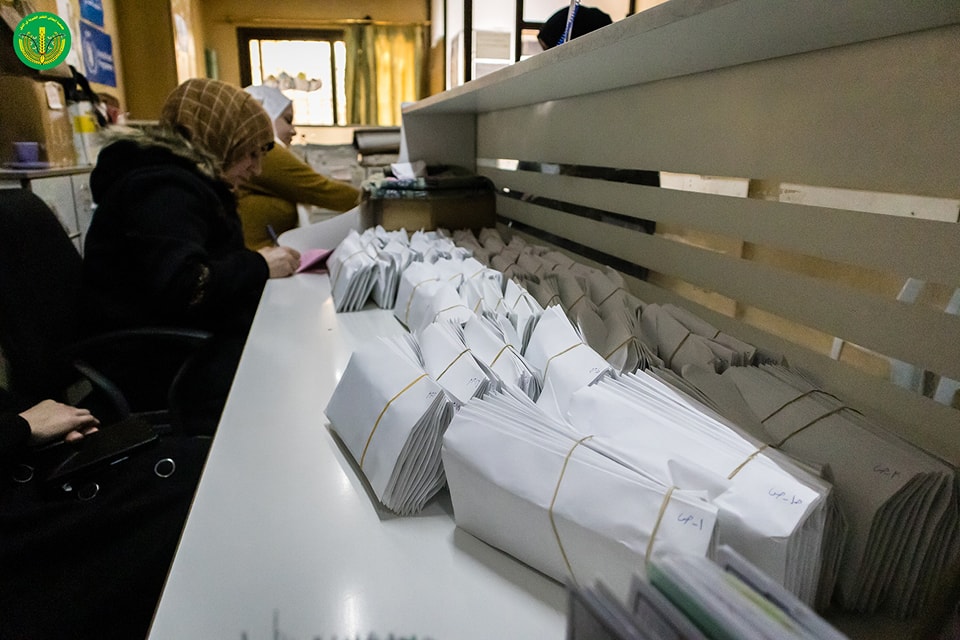 توزيع المساعدات النقدية بالإضافة إلى بدل التدفئة